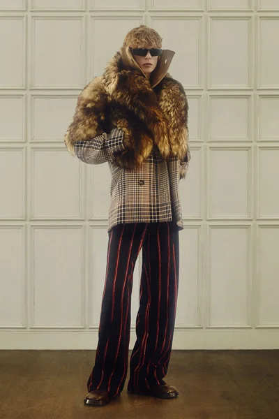 Look 8